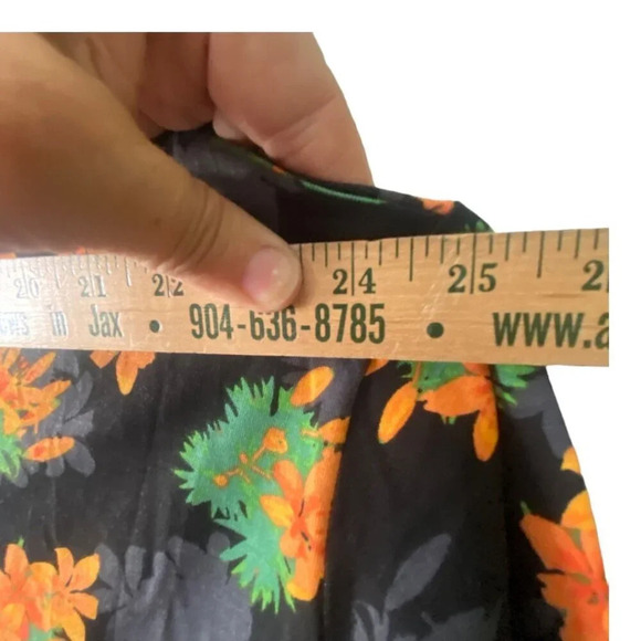 LuLaRoe Irma XXS Floral Print Tunic Top Black Orange Green Polyester Spandex - Picture 6 of 12